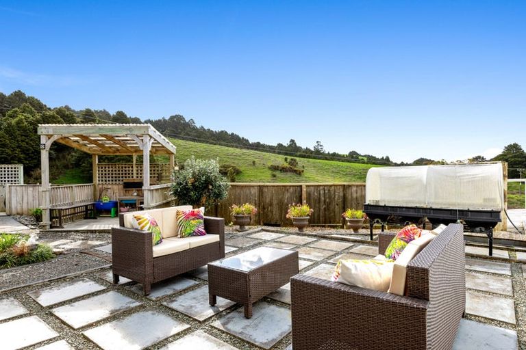 Photo of property in 269 Tomarata Valley Road, Wellsford, 0974