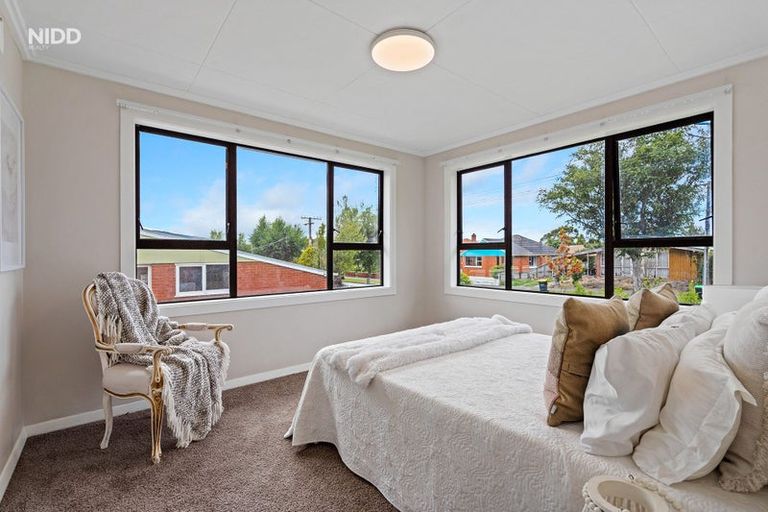 Photo of property in 111 Centennial Avenue, Helensburgh, Dunedin, 9010