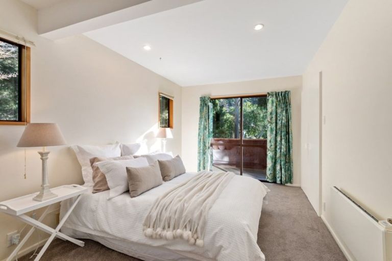 Photo of property in 9 The Crescent, Hillsborough, Christchurch, 8022