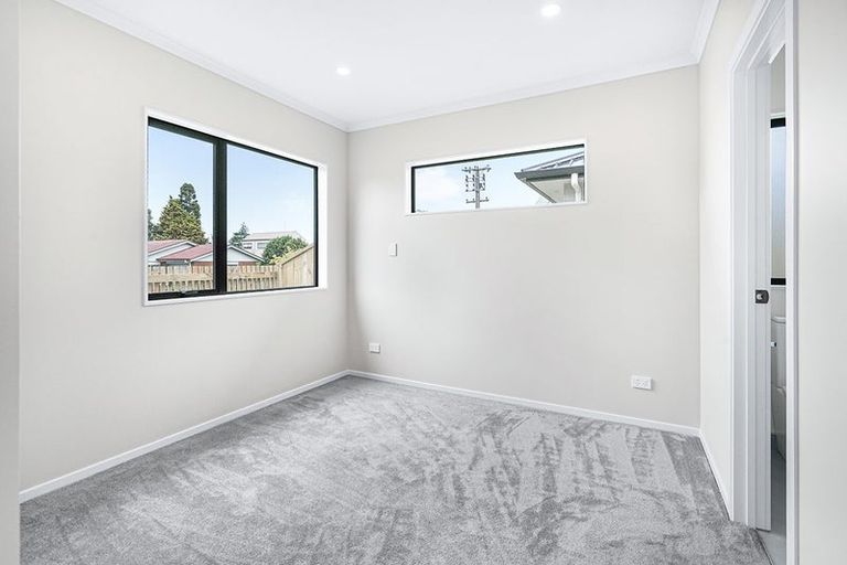 Photo of property in 4/10 Michael Avenue, Dinsdale, Hamilton, 3204
