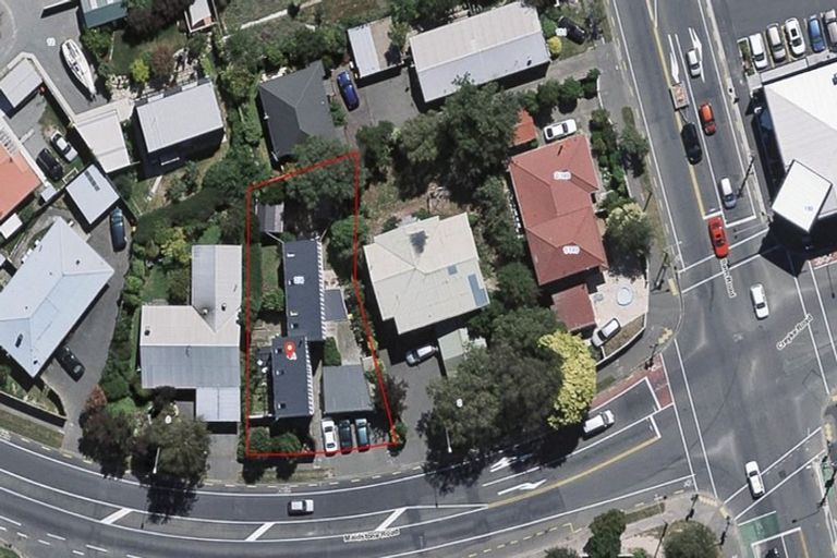 Photo of property in 2/4 Maidstone Road, Ilam, Christchurch, 8041