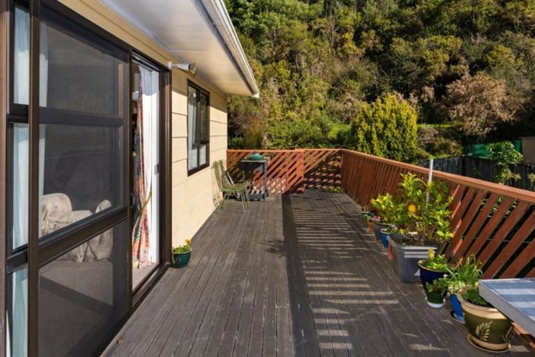 Photo of property in 19a Garden Terrace, Picton, 7220