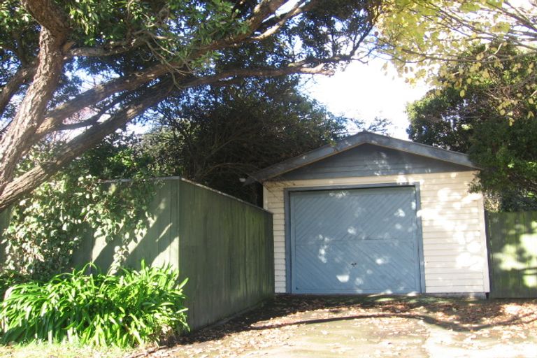 Photo of property in 85 Cambridge Terrace, Waterloo, Lower Hutt, 5011