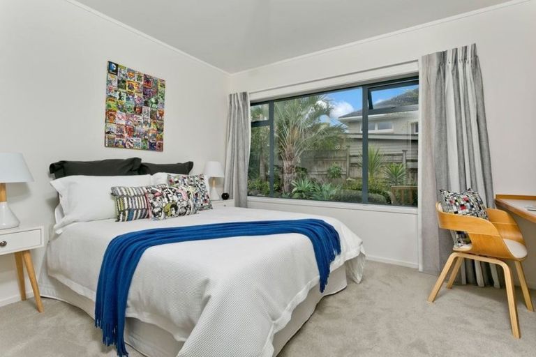 Photo of property in 88 Parr Terrace, Castor Bay, Auckland, 0620