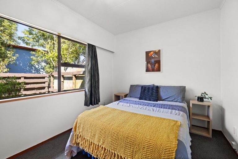 Photo of property in 1/16 Guthrie Road, Havelock North, 4130