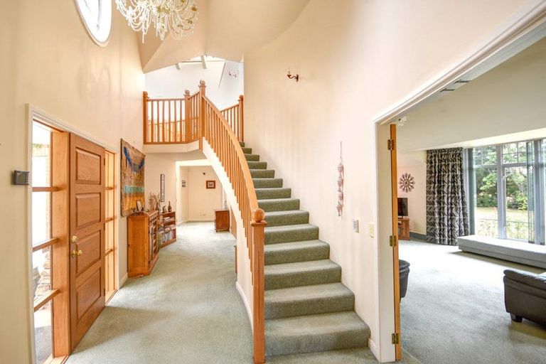 Photo of property in 21 Helensbrook Road, Milton, 9220