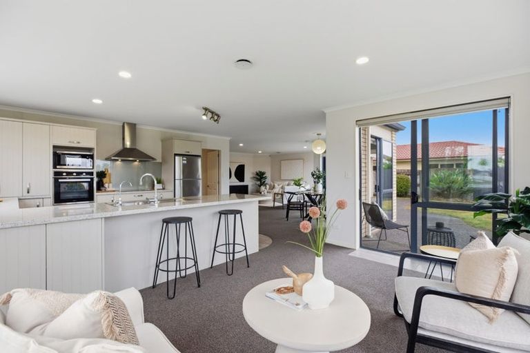 Photo of property in 2 Beachwater Drive, Papamoa Beach, Papamoa, 3118