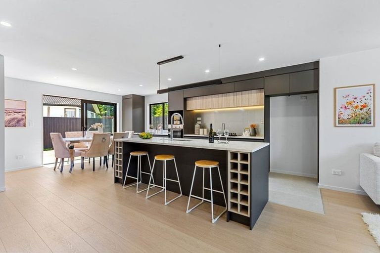 Photo of property in 38a Hyperion Drive, Randwick Park, Auckland, 2105