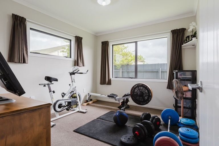 Photo of property in 30 Charles Cross Street, Longburn, Palmerston North, 4412