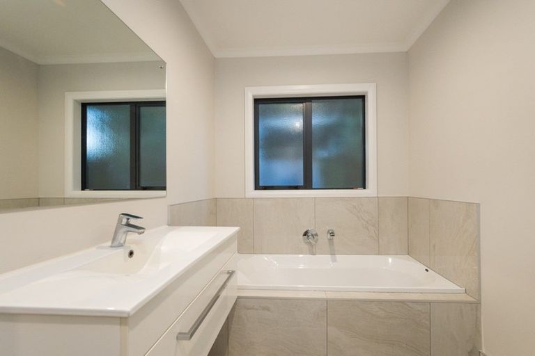 Photo of property in 63b Weston Avenue, Roslyn, Palmerston North, 4414