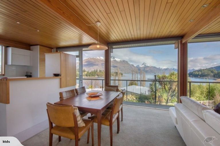 Photo of property in 8 Veint Crescent, Queenstown, 9300