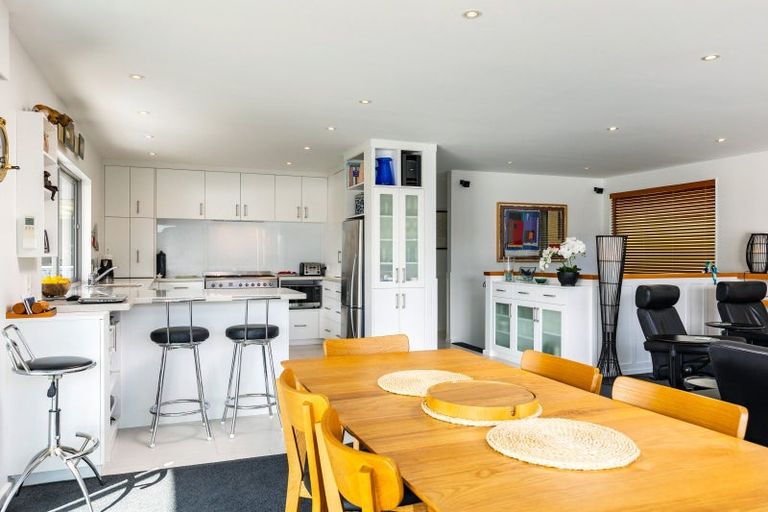 Photo of property in 251 Queen Charlotte Drive, Havelock, Picton, 7281