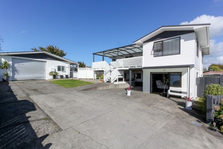 Photo of property in 7 Elliott Street, Waitara, 4320
