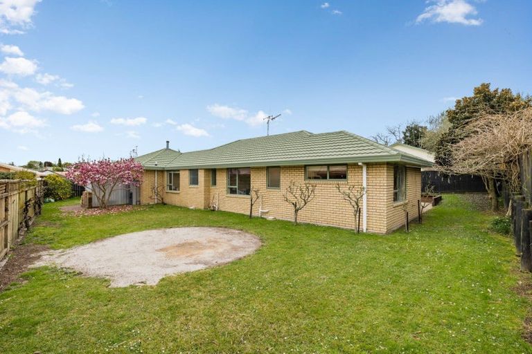 Photo of property in 15 Moreland Avenue, Pukete, Hamilton, 3200