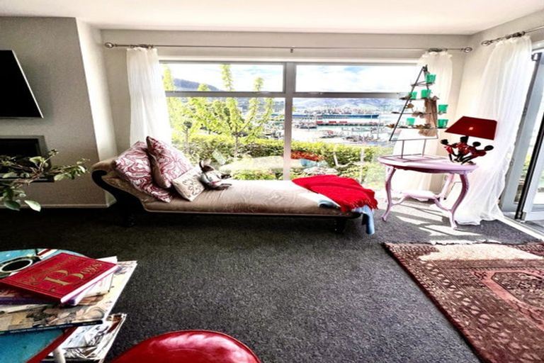 Photo of property in 1 Simeon Quay, Lyttelton, 8082