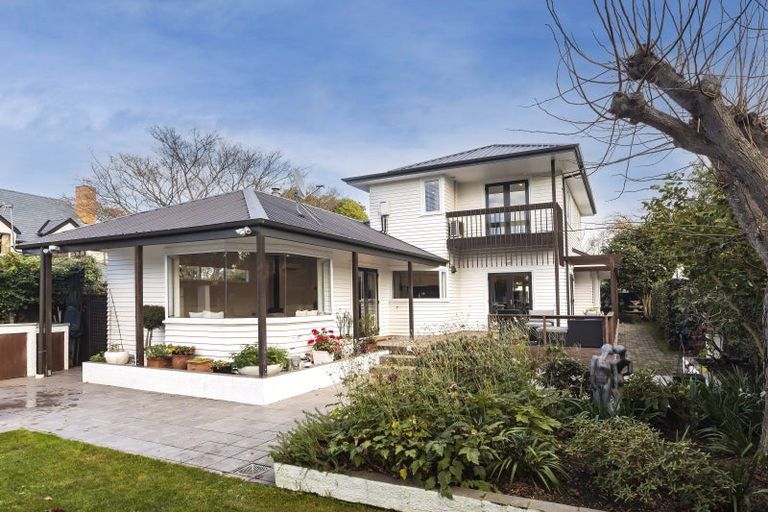 Photo of property in 36 Jacksons Road, Merivale, Christchurch, 8014