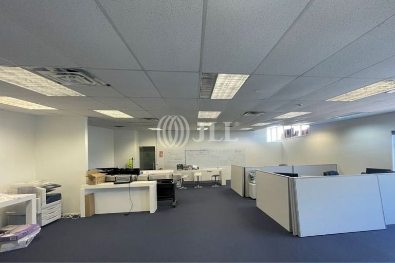 Photo of property in 7 Cooladerry Place, Rosehill, Papakura, 2113