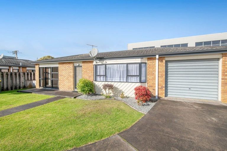 Photo of property in 4b Alice Avenue, Orewa, 0931