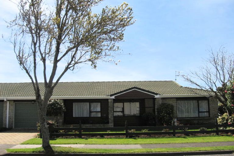 Photo of property in 4 Compton Street, Fenton Park, Rotorua, 3010