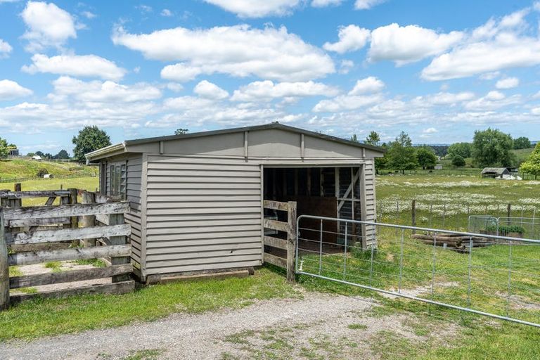 Photo of property in 220 Howden Road, Temple View, Hamilton, 3289