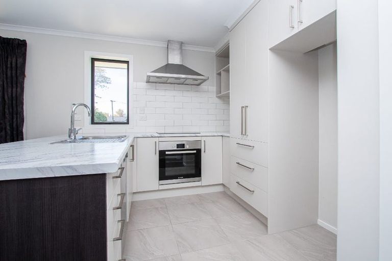 Photo of property in 2/354 Peachgrove Road, Hamilton