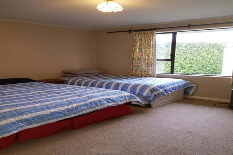 Photo of property in 33 Mackinnon Loop, Te Anau, 9600