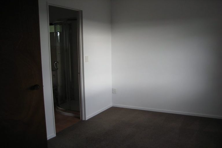 Photo of property in 75 Kennedy Avenue, Forrest Hill, Auckland, 0620