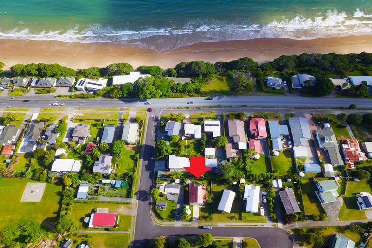 Photo of property in 4 Seascape Lane, Coopers Beach, 0420