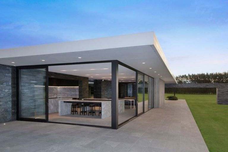 Photo of property in 400 Pound Road, Yaldhurst, Christchurch, 7676