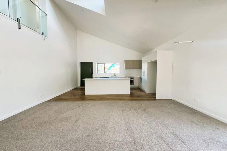 Photo of property in 16 Martin Street, Palmerston North, 4414