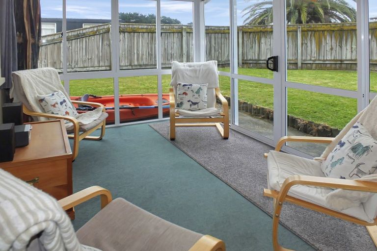 Photo of property in 13 Barber Street, Foxton Beach, Foxton, 4815