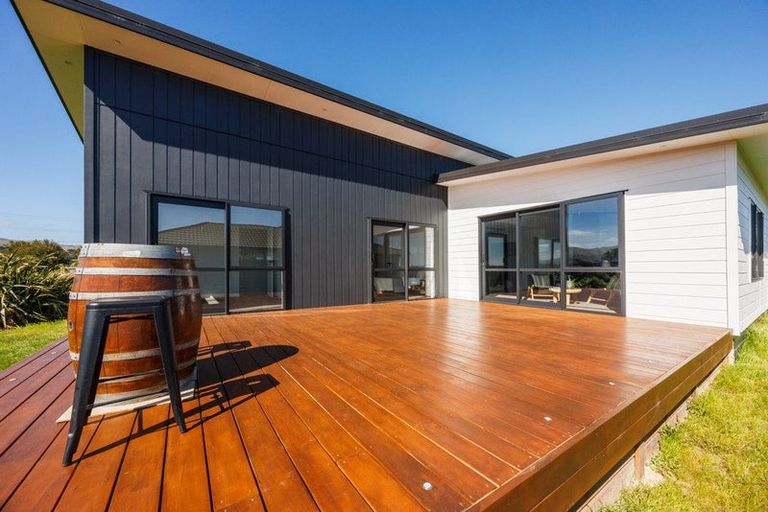 Photo of property in 26 Silicon Way, Fitzherbert, Palmerston North, 4410