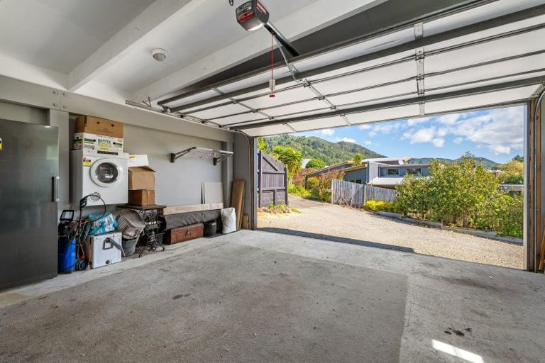Photo of property in 11 Glentui Place, Waikawa, Picton, 7220