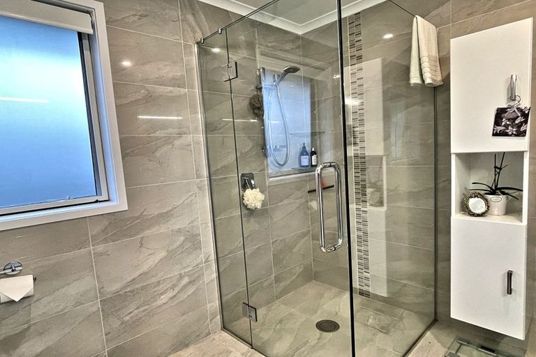 Photo of property in 21 Amsharlo Drive, Kerikeri, 0230