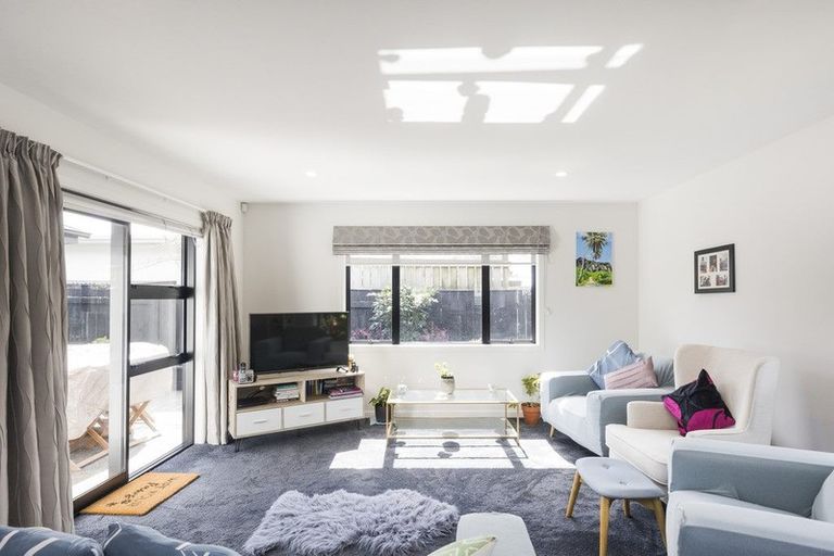 Photo of property in 24a Roberts Line, Kelvin Grove, Palmerston North, 4414