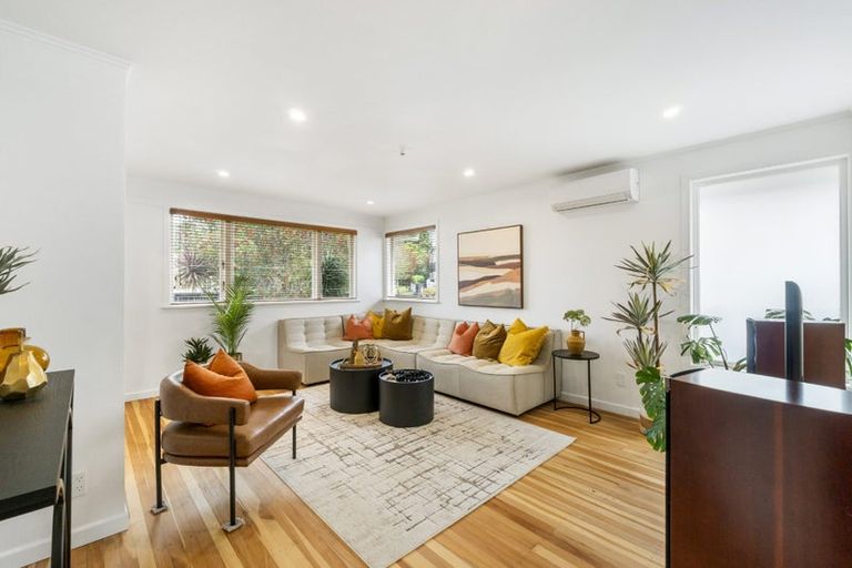 Photo of property in 39 Seine Road, Forrest Hill, Auckland, 0620