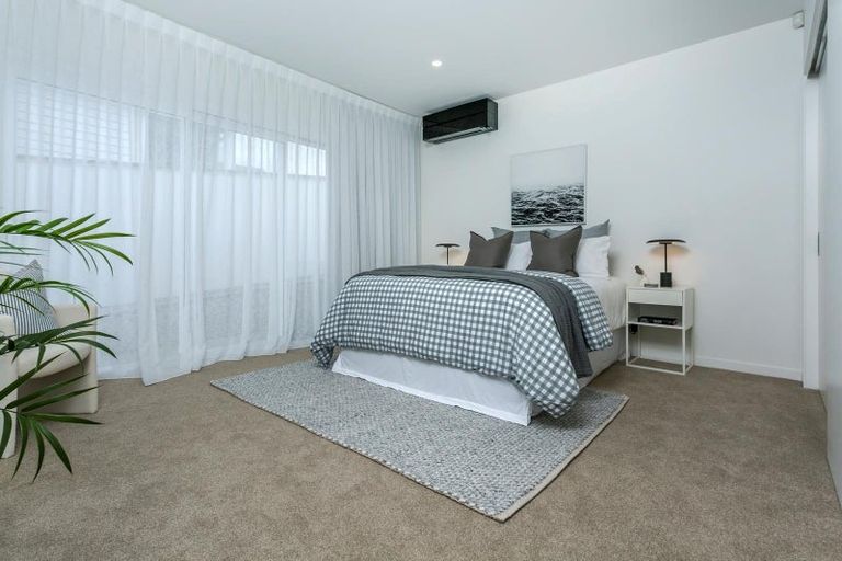 Photo of property in 39 Gulf View Road, Murrays Bay, Auckland, 0630