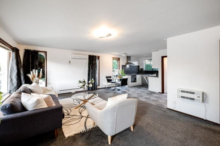 Photo of property in 1/18 Heaphy Place, Casebrook, Christchurch, 8051