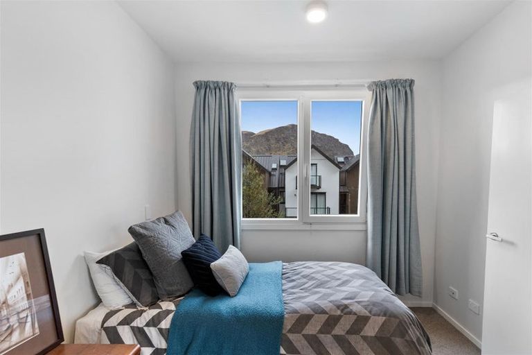 Photo of property in 16/18 George Bullen Lane, Arthurs Point, Queenstown, 9371