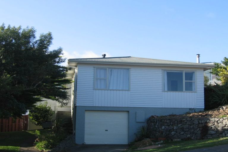 Photo of property in 7 Pope Street, Camborne, Porirua, 5026