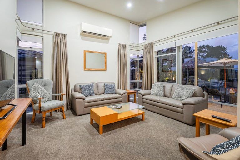 Photo of property in 166 Sands Crescent, Matarangi, Whitianga, 3592