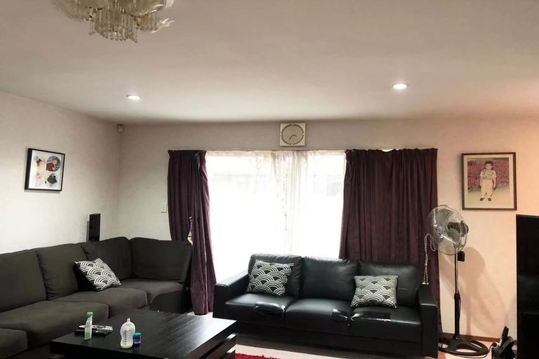 Photo of property in 71a Harris Crescent, Papanui, Christchurch, 8053