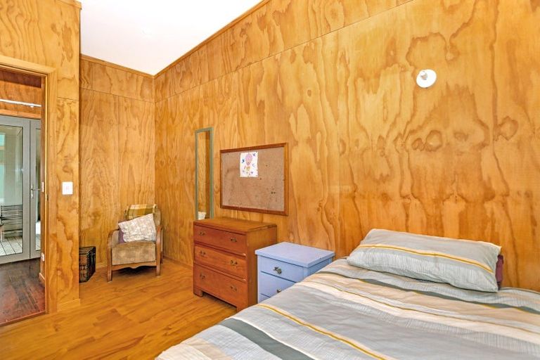 Photo of property in 1266 Wharerata Road, Muriwai, Gisborne, 4072