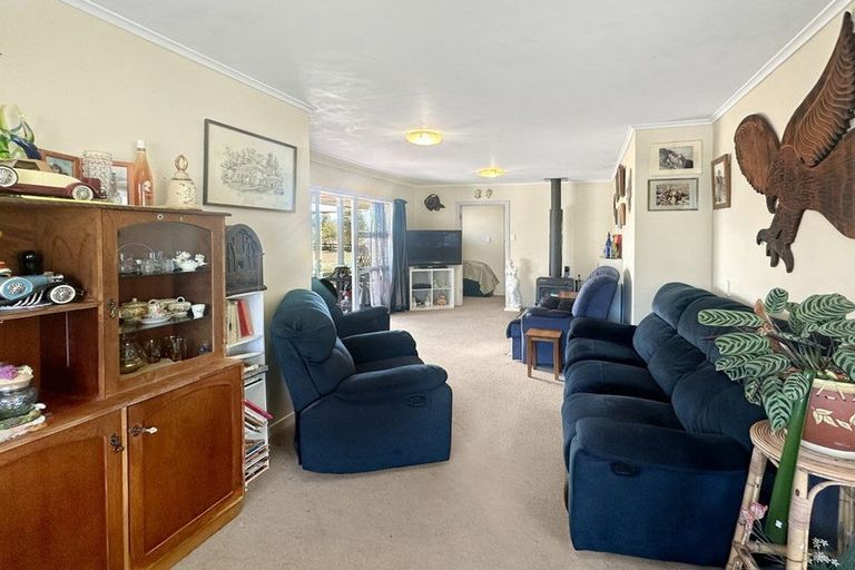 Photo of property in 302b Kawerau Road, Putauaki, Whakatane, 3192