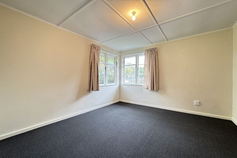 Photo of property in 8 Guiness Street, Avalon, Lower Hutt, 5011