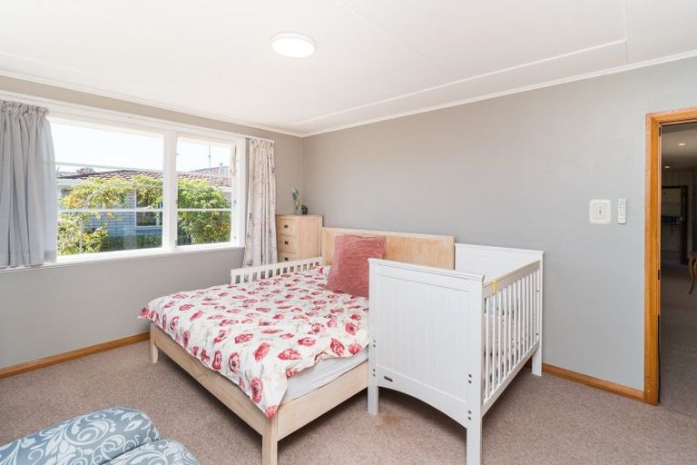 Photo of property in 7 Innes Place, Roslyn, Palmerston North, 4414