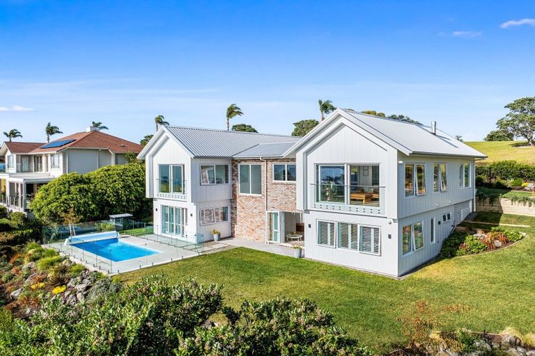 Photo of property in 30 Pacific Cliffs Drive, Gulf Harbour, Whangaparaoa, 0930