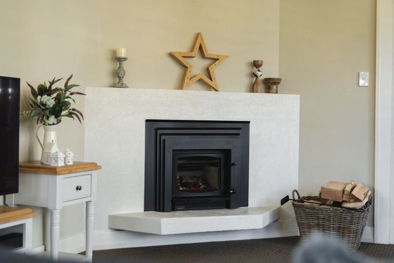 Photo of property in 11 Belgrave Crescent, Kaikorai, Dunedin, 9010