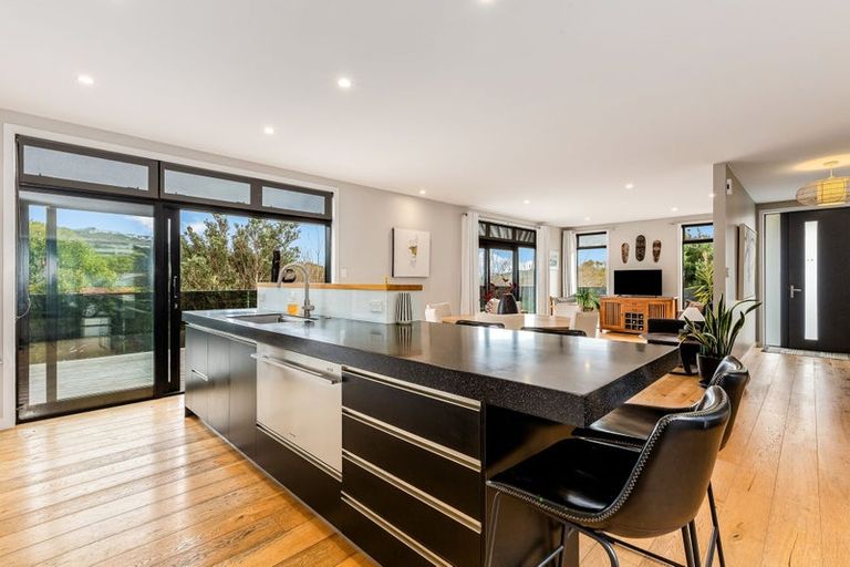 Photo of property in 66a Exploration Way, Whitby, Porirua, 5024