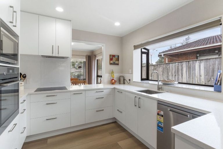 Photo of property in 1/35 Golfland Drive, Golflands, Auckland, 2013